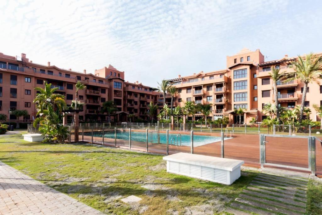Pushe Playa Granada Beach & Golf 20 Motril Exterior photo